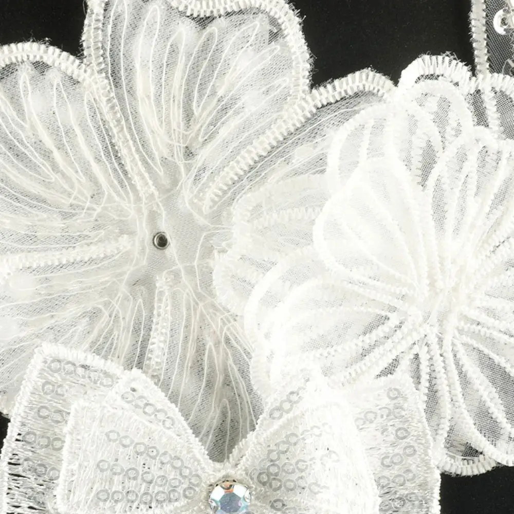 Sew-on Embroidery Patch Heart Strawberry Clothing Badge Accessories Embroidered Fabric Patch Special-shaped Clothing Badge Patch