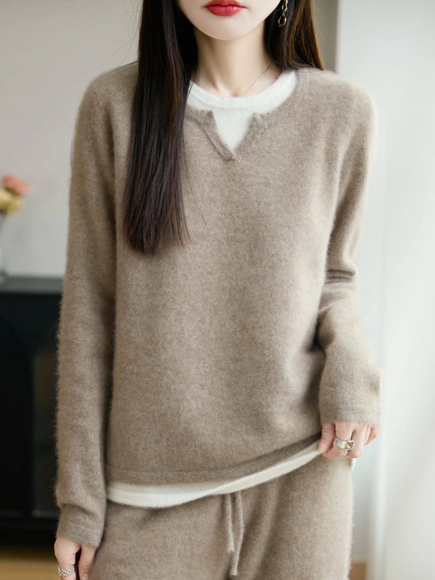 

Женский свитер TLOML из 100% мериносовой шерсти, с круглым вырезом, имитация двухслойного пуловера, осенне-зимний, мягкий, теплый, повседневный стиль, вязаный шерстяной топ