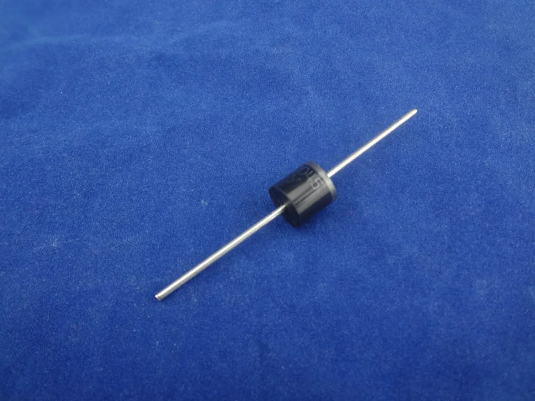 

200 PCS of 15A 45V Schottky Diode, SCHOTTKY BARRIER RECTIFIER, for SOLAR PANEL DIY