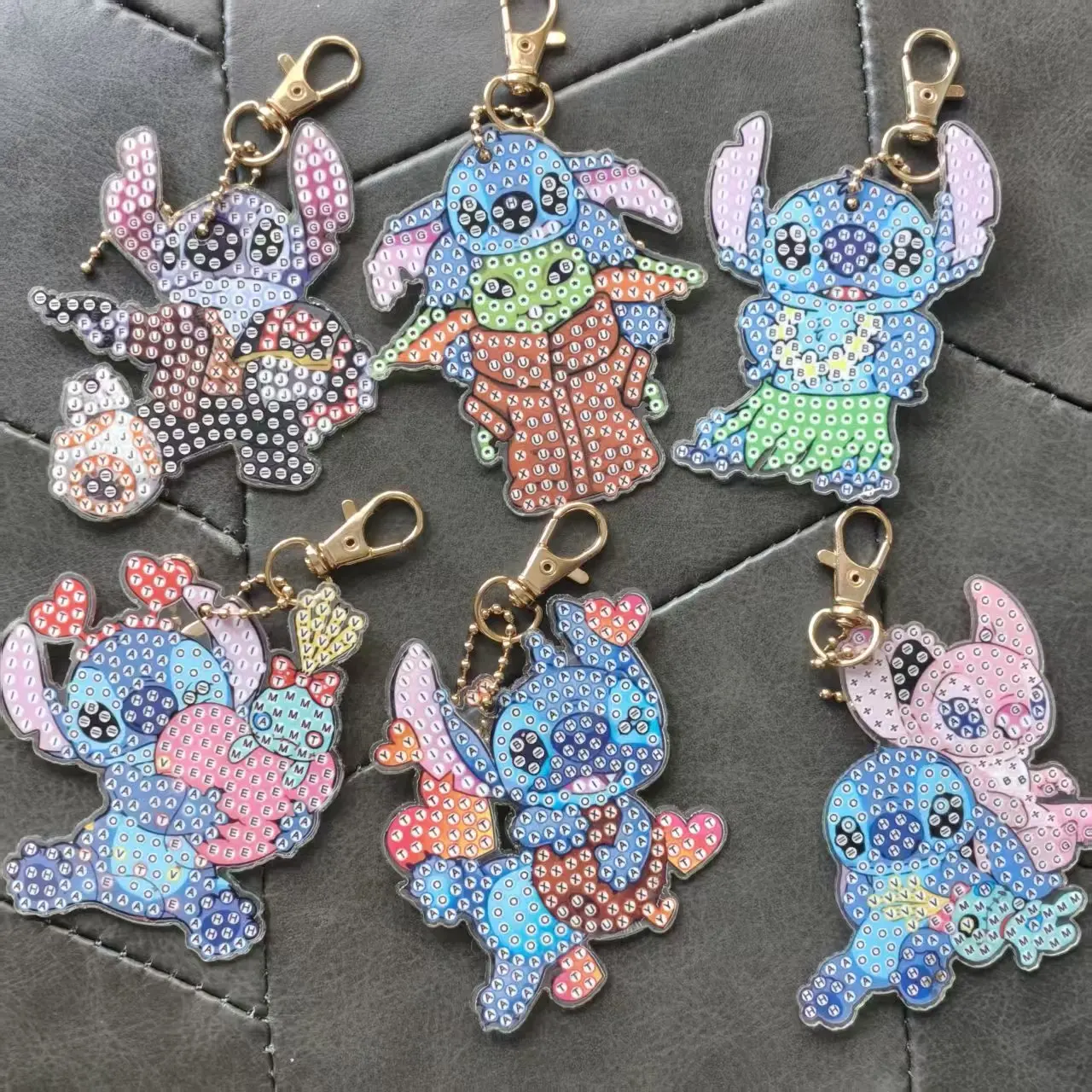 

Diamond painting pendant DIY Stitch Diamond Painting Craft Double-sided Rhinestone Acrylic Pendant Children's Diamond Embroidery