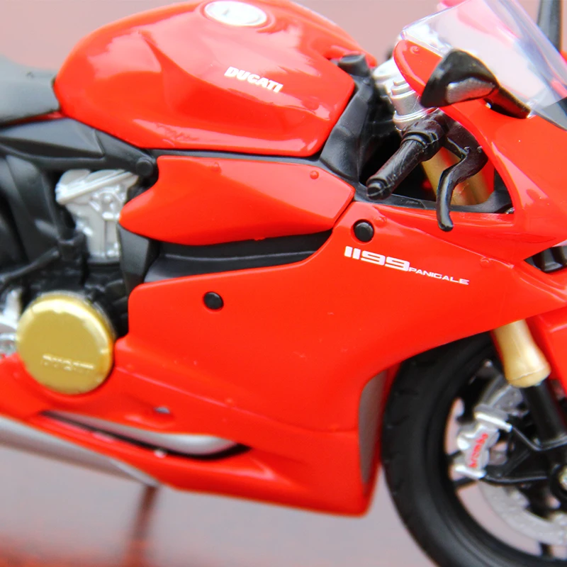 Maisto 1:12 Ducati 1199 Panigale modello di Moto statico Die Cast veicoli da collezione hobby Moto Moto giocattolo regalo