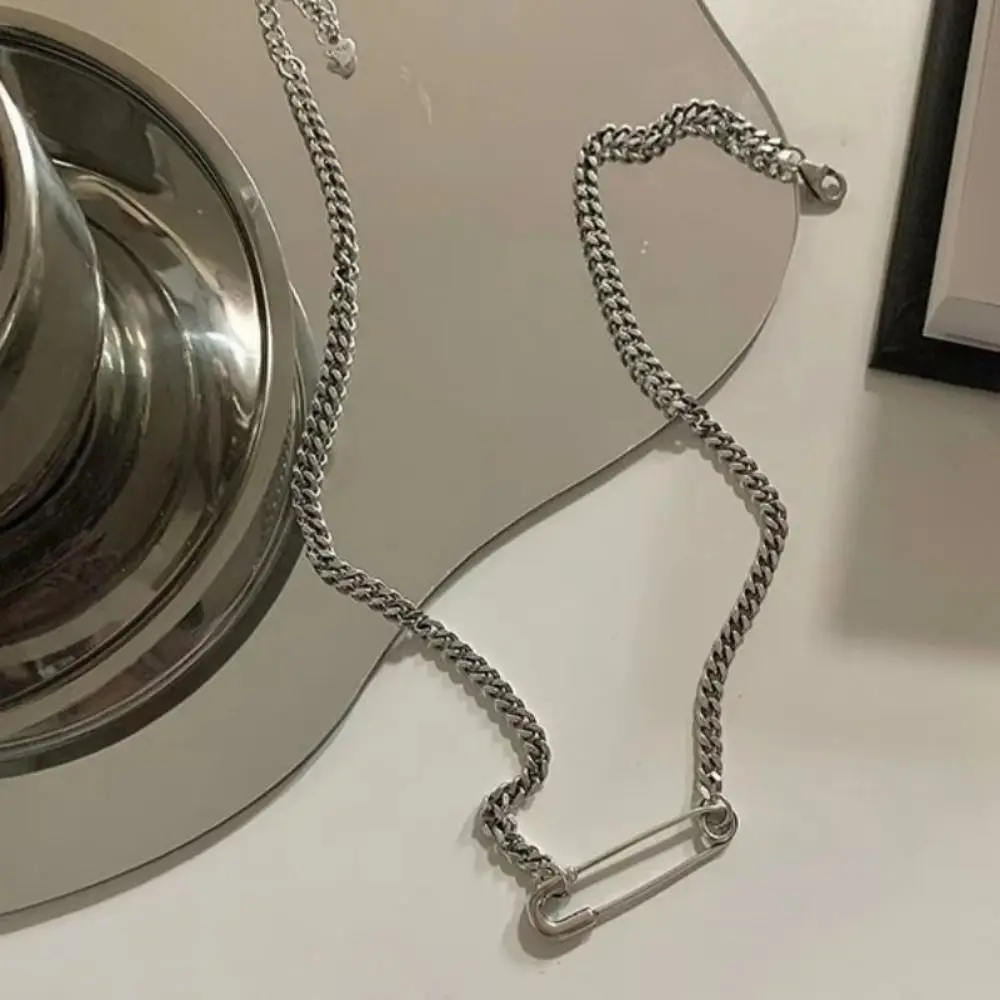 بسيطة الإبداعية دبوس قلادة الذهب الفضة الباردة الرياح دبوس الأمان قلادة سلسلة الترقوة الراقية تصميم قلادة قلادة الإناث #3