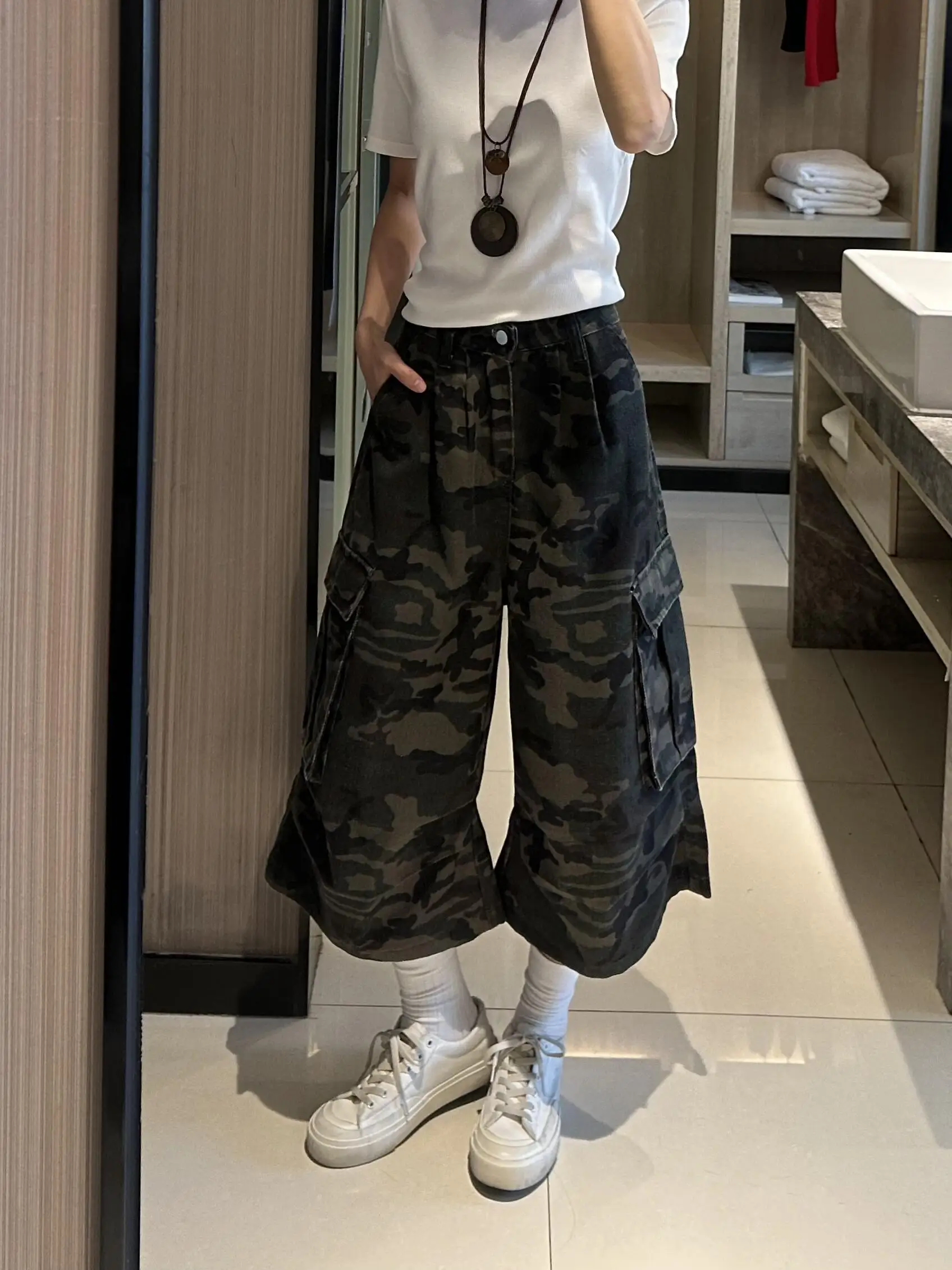 American Workwear Style Camouflage Wide Leg Short Pants Women Summer New Loose Slim Multi Pocket Casual mid Waist Jeans