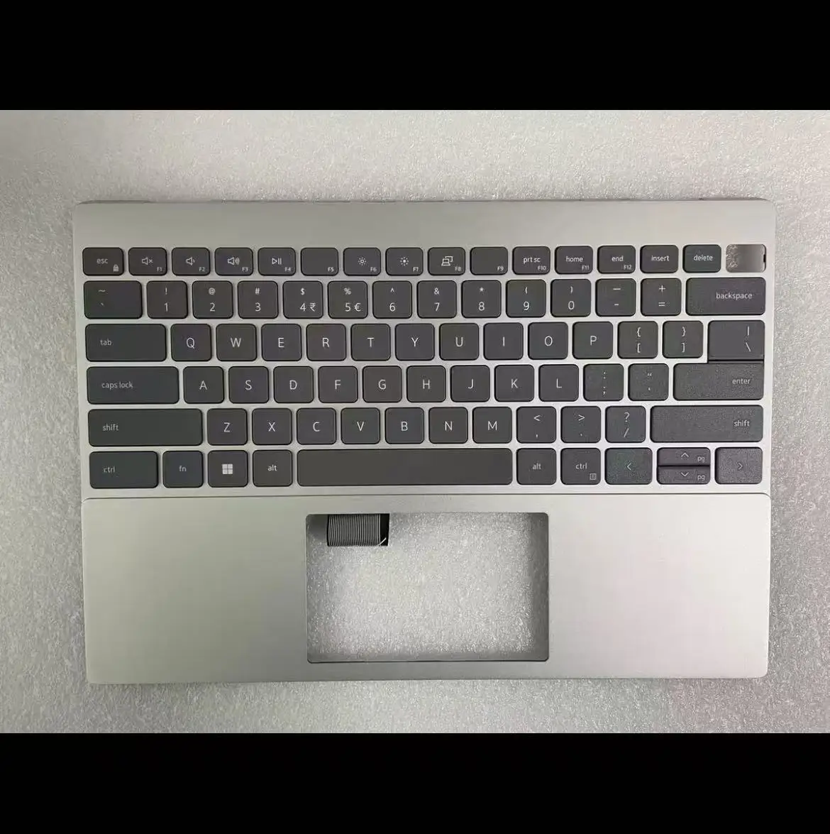 

Brand new original FOR Dell Inspiron 5320 C-shell keyboard assembly US keyboard without backlight silver pink
