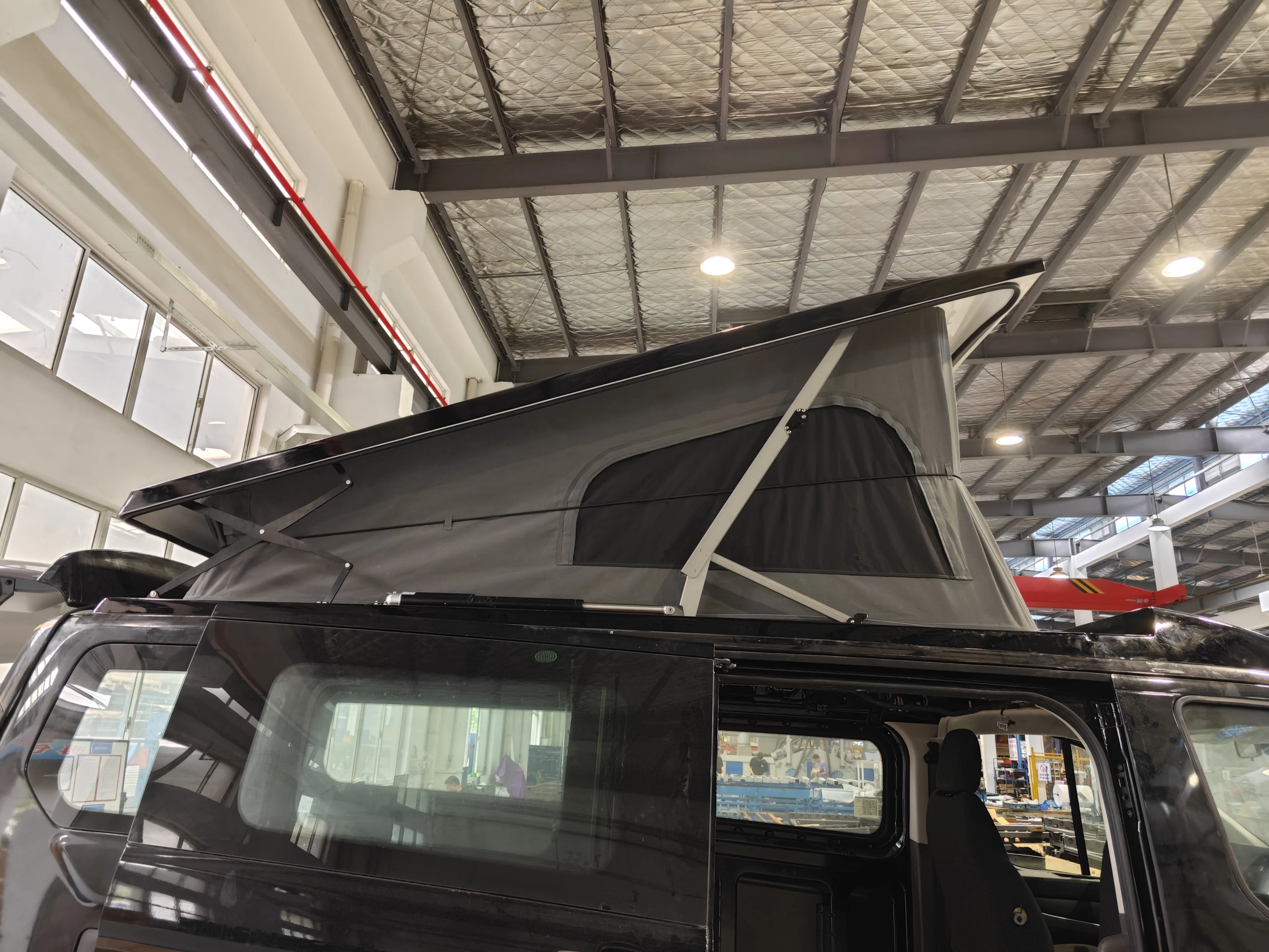 Electric Interior Roof Lifting System Pop up Roof Lifting Mechanism for Caravans and Campers