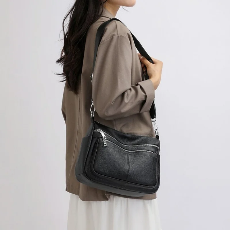 

Waterproof Canvas Crossbody Bag Women Expandable Compartment Solid Color Print Adjustable Strap Lightweight Global Travel Bag​