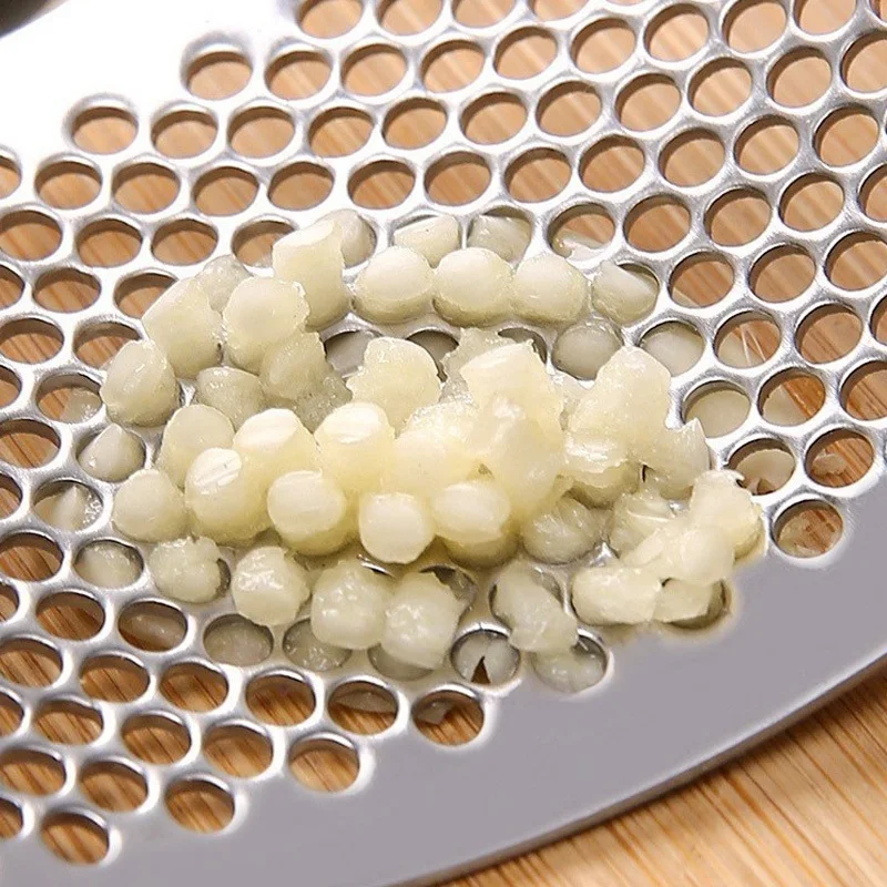 Пресс для чеснока из нержавеющей стали — металл и пластик, однопрессная конструкция, легко чистится, экономия усилий