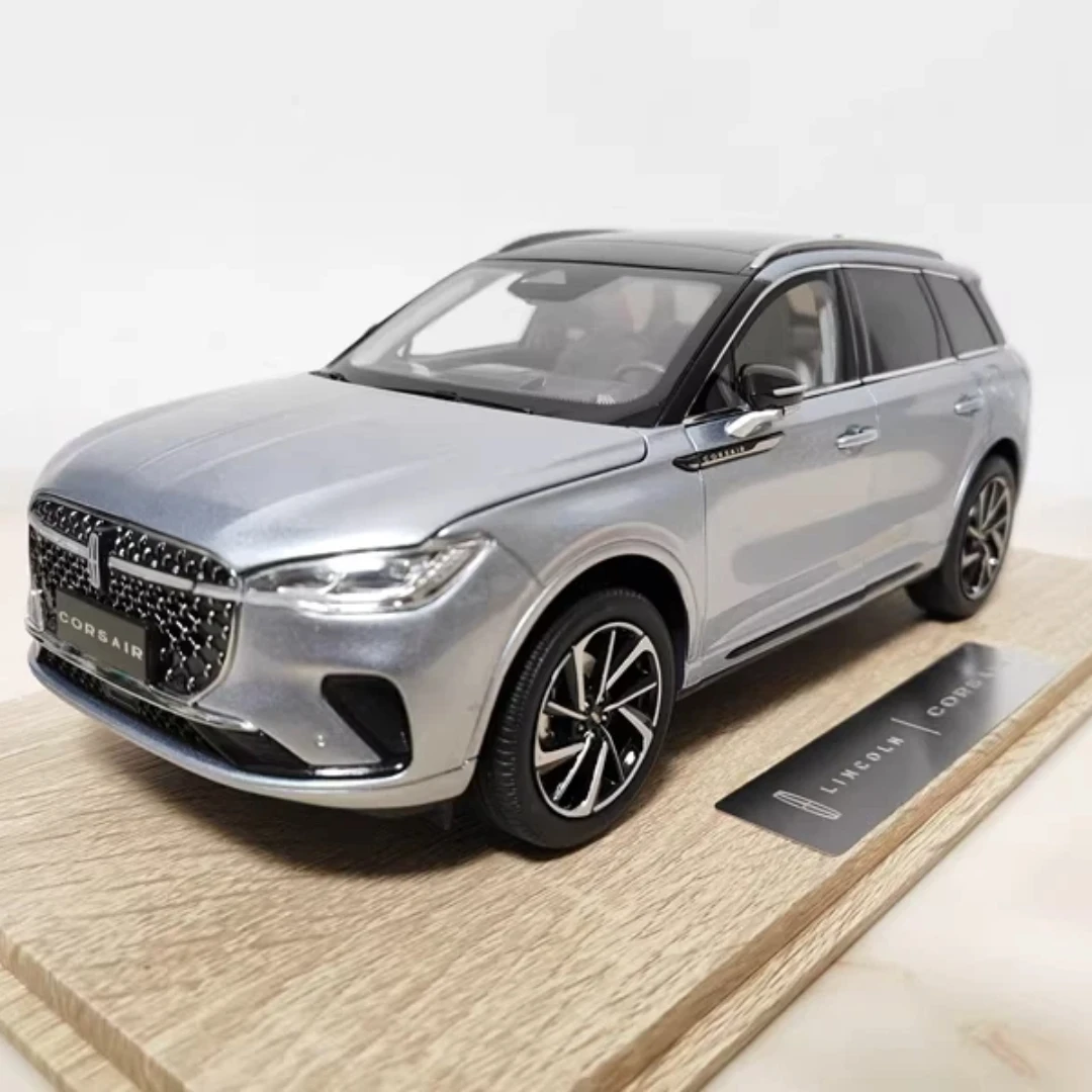 

Оригинальный заводской Lincoln Adventurer 2023, стиль Corsair, 1:18, модель из сплава, имитация автомобиля, драгоценные украшения, коллекция, подарок