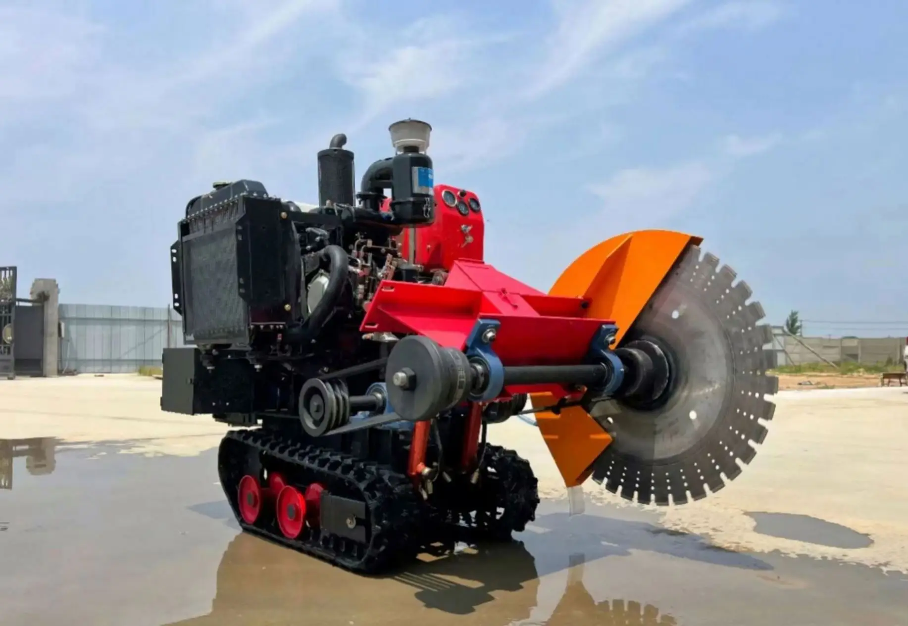 Manufacturer Automatic Saw Cutting 800 Mm Blades Track Cutter Machine for Road Surface Asphalt and Concrete Wholesale