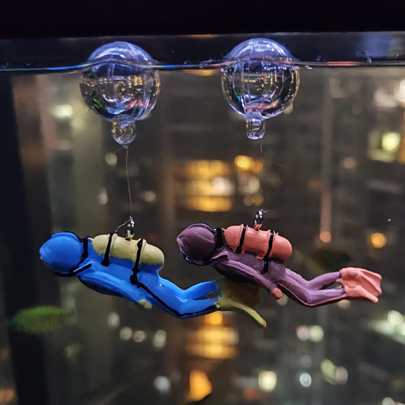 

Aquarium Decoration Resin Floating Diver Fish Tank Floating Decoration Under The Water Set Underwater World Small Floating Ball