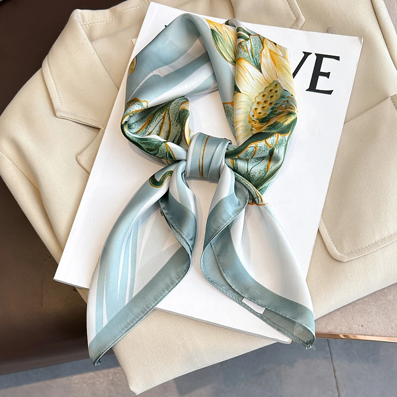 Spring/Summer Decoration Imitation Silk Neck Scarf Outdoor Leisure Lotus Wrap for Women Breathable Flower Printing Square Scarf