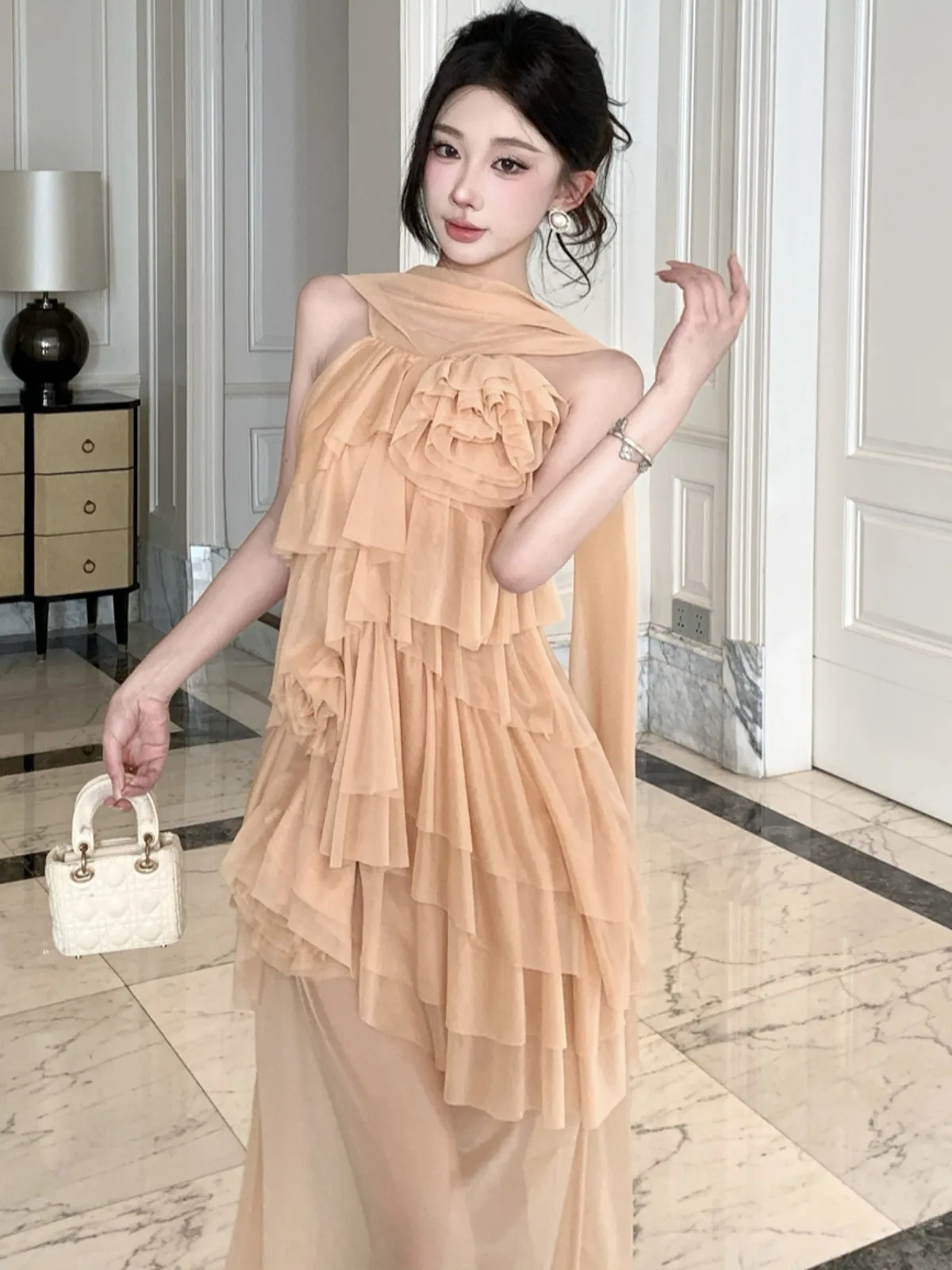 

Summer Design Sensation Sleeveless Women's Dress with Shoulder Exposure And Lace Trim 3D Flower Cake Skirt Street Style Short...