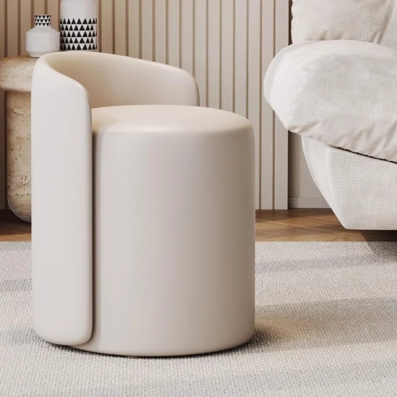 중국 스타일의 편안한 거실 의자 저렴한 미적 디자인 럭셔리 귀여운 의자 발코니 실로네스 공간 절약형 가구