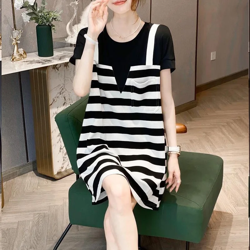 Summer New Round Neck Short Sleeve Tshirt Dress Women Fake Two Pieces Striped Contrast Color Dresses Pockets Patchwork Vestidos