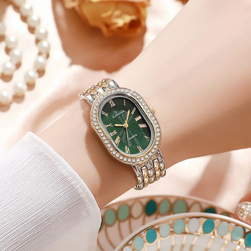 Oval Dial Women's Quartz Watch Minimalist Elegant Vintage Female Clock Rhinestone Encrusted Adjustable Fashion Jewelry Watch