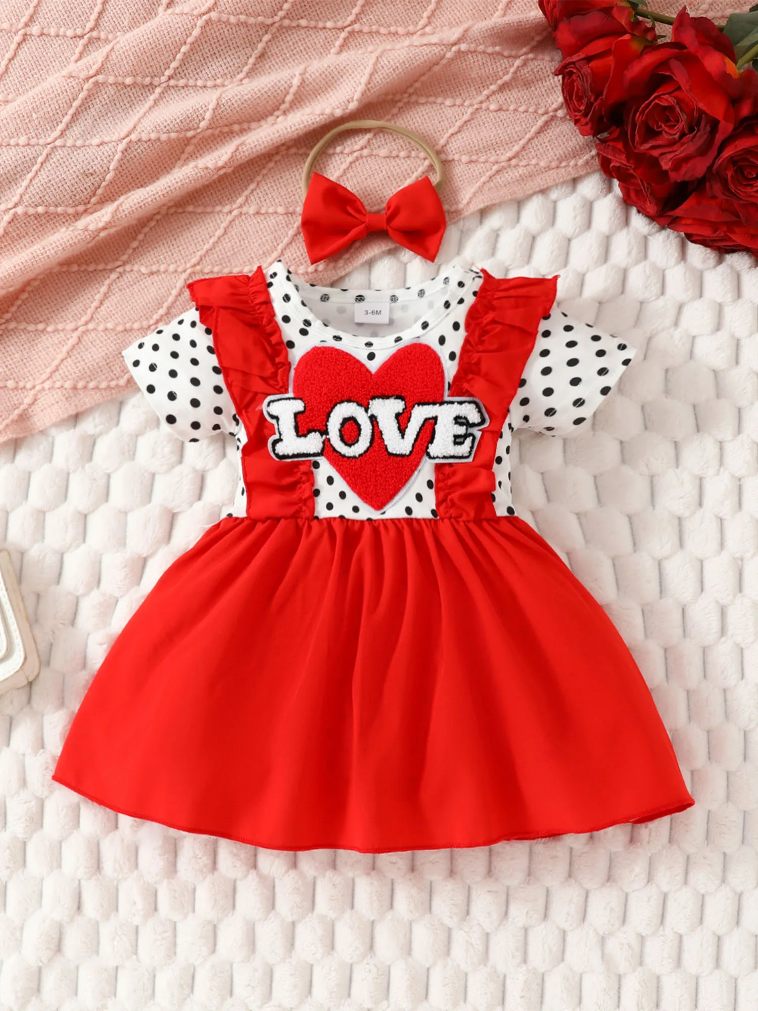 Conjunto de ropa para bebé niña, adorable vestido mameluco con estampado de corazón de manga corta y diadema con lazo a juego, traje bonito para