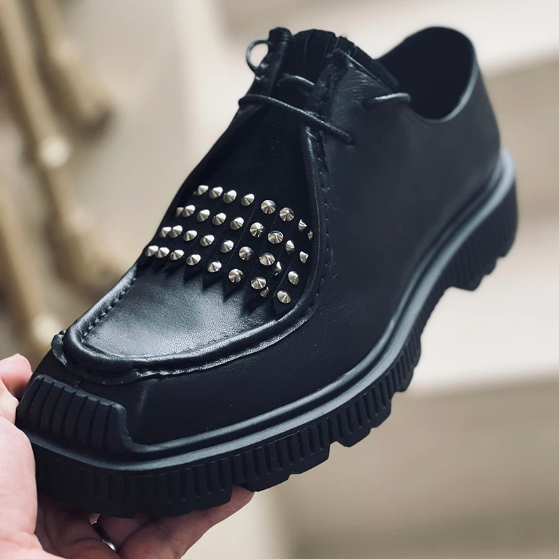 

Genuine Leathe Square Toe Style Design Casual Kangaroo Shoes Man Tassel Rivets Tpu Light Soles Hand Sewn Trend Cowhide Men Shoes