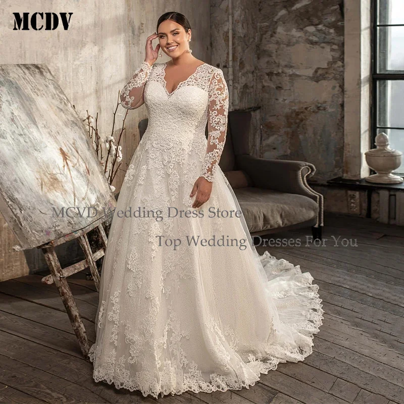 

Modest Long Sleeves Plus Size Wedding Dress for Bride Customized V Neck Lace Glitter A Line Long Train Corset Bridal Gowns
