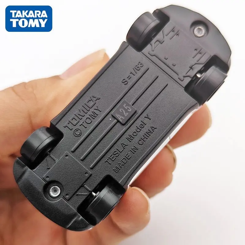 Takara Tomy Tomica No.28 Tesla Model Auto Motor Model Diecast Metal Pop Hot Miniatuur Kinderspeelgoed Verzamel ornamenten