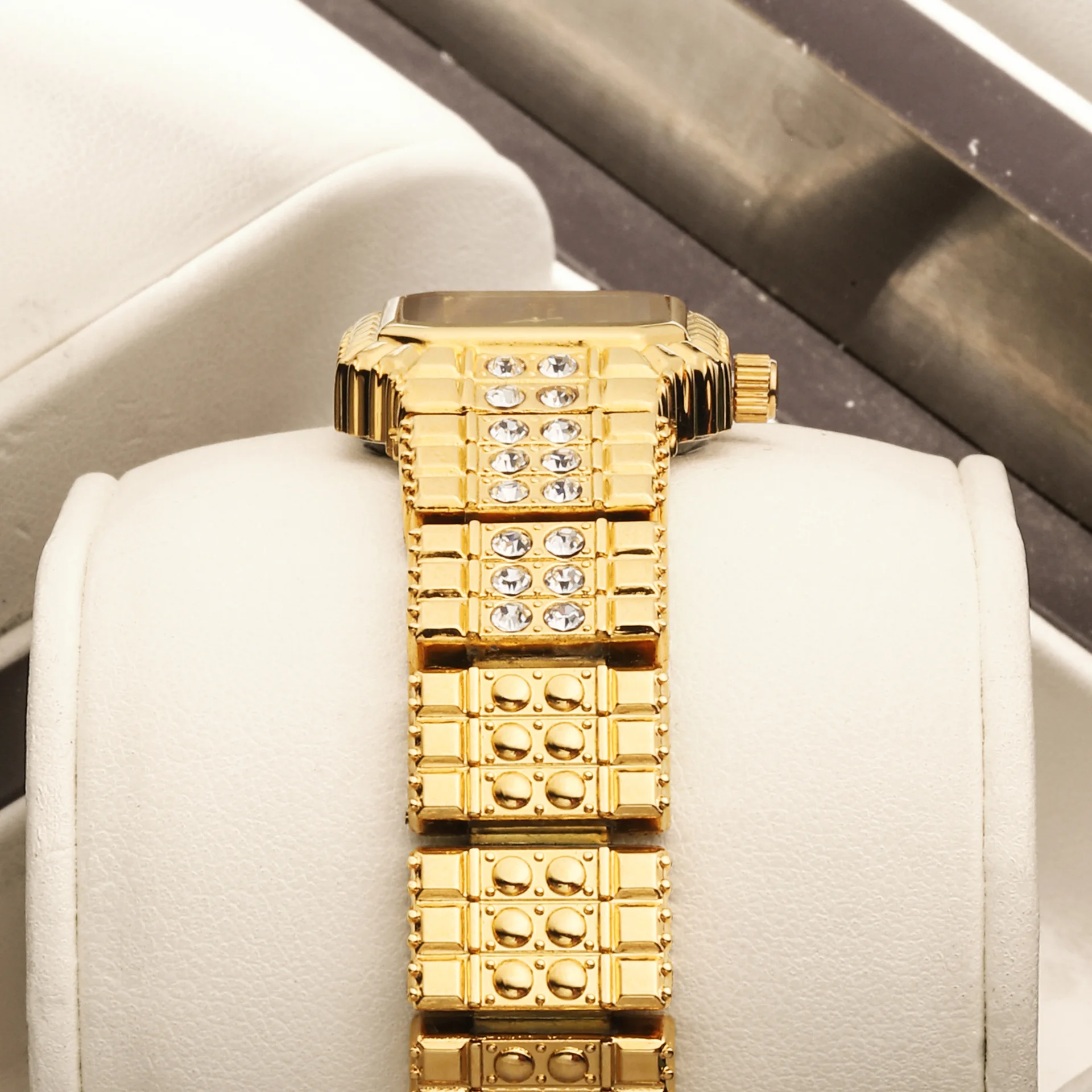 Yalalusi luxury gold diamond square women's watch niche dial chain diamond strap quartz watch