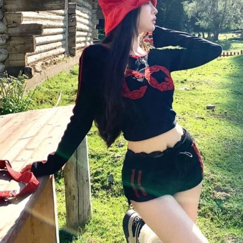 

Casual Slim Grunge Vintage Suit Sexy Patchwork 2 Piece Set Contrast Color Crop T-shirt + High Waist Bandage Shorts Autumn Femme