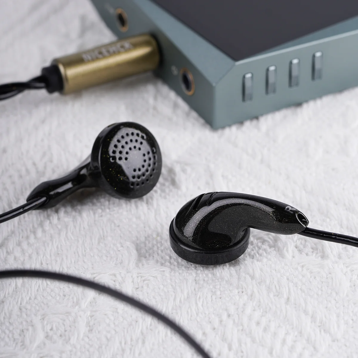 NiceHCK B80 HiFi 이어 버드 14.8mm PU 토폴로지 바이오 다이어프램 음악용 HD 마이크가있는 동적 유선 헤드폰 YD30 B70 EB2S