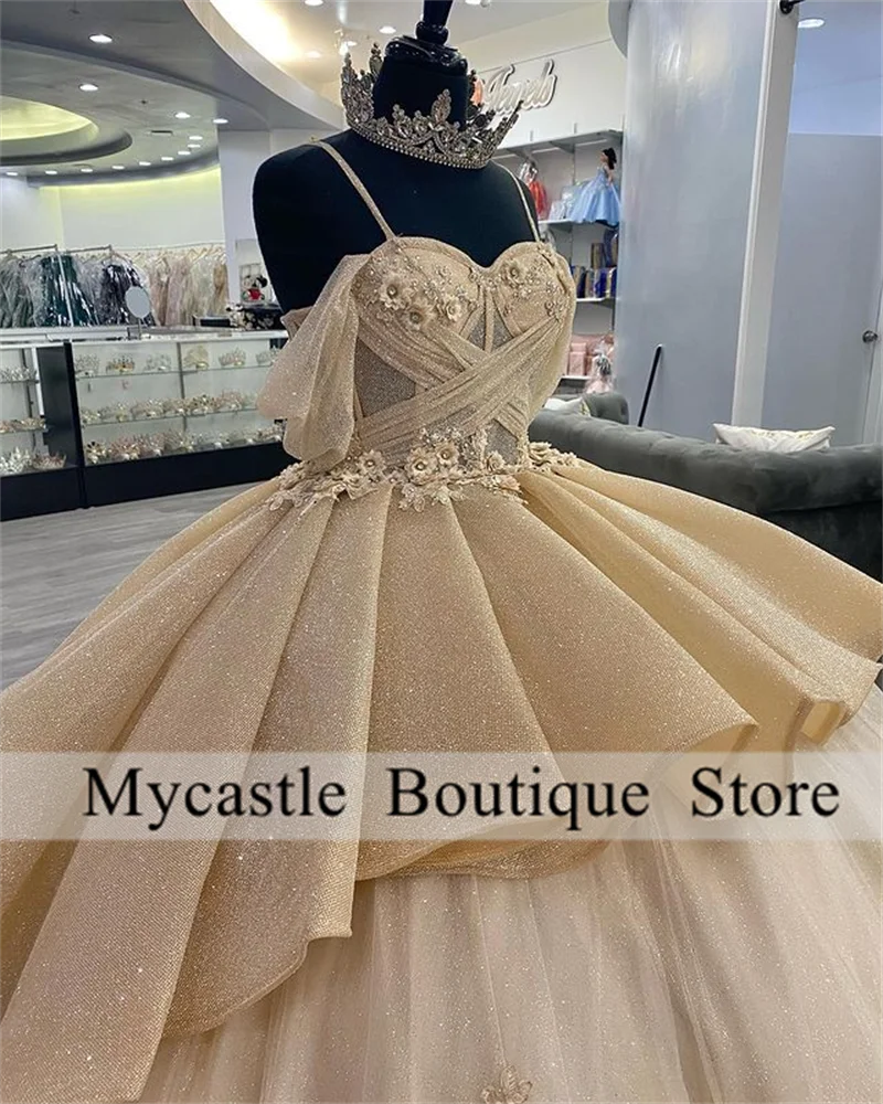 Champagne Lace Flower Princess Quinceanera Dresses 2024 Off Shoulder Sparkly Beaded Appliques Ball Gown Sweet 16 Dresses Vestido