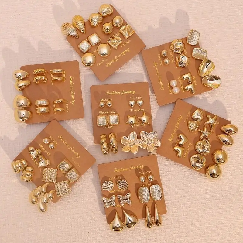 6 Pairs Golden Stud Earrings Set, Trendy Mixed Geometric & Faux Pearl Look Earrings for Women Daily Party Jewelry Gift