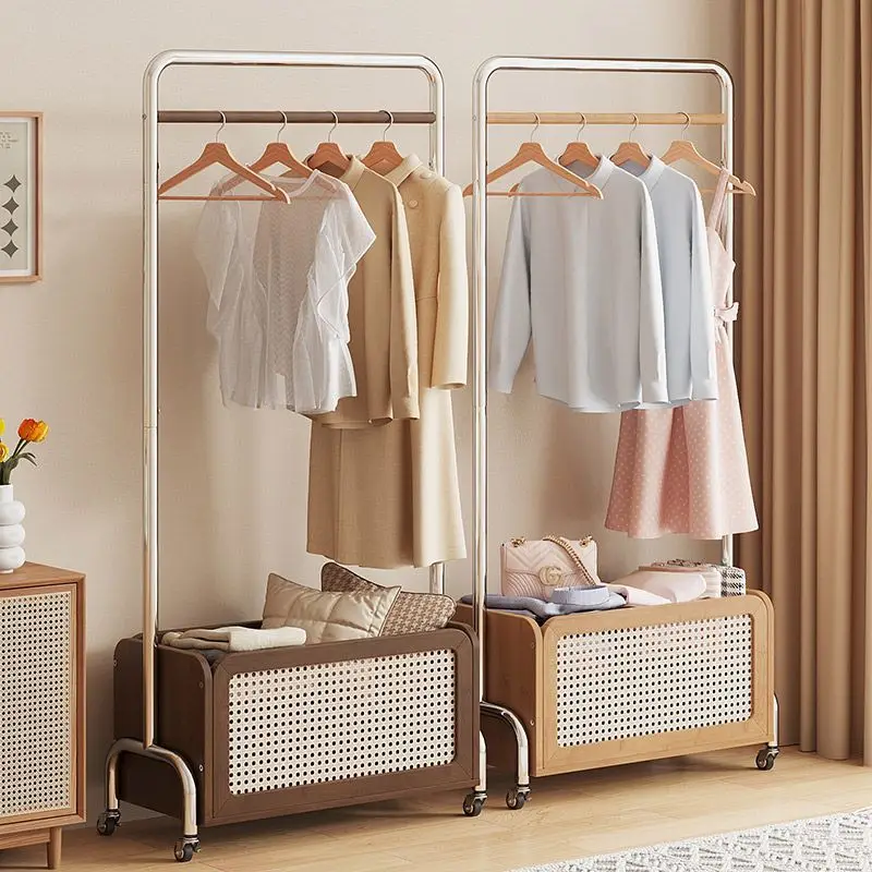 Rattan multifunctional clothes rack floor-mounted vertical clothes rack movable home bedroom clothes storage rack saves space.