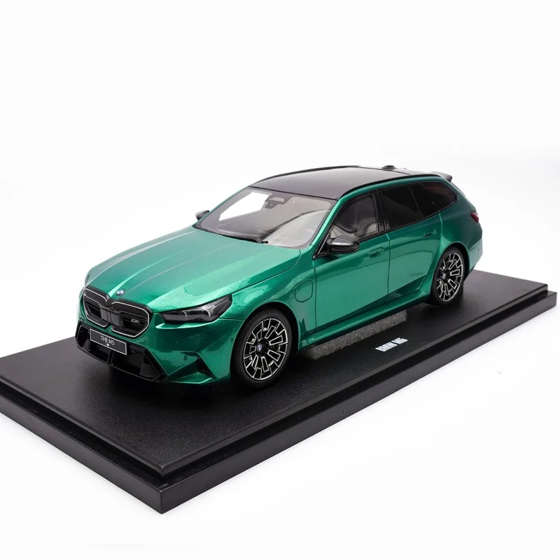 

GT Spirit 1:18 BMW M5 TOURING Моделирование статической смолы, модель автомобиля, подарочная игрушка для детей, коллекционный декоративный предмет для взрослых.
