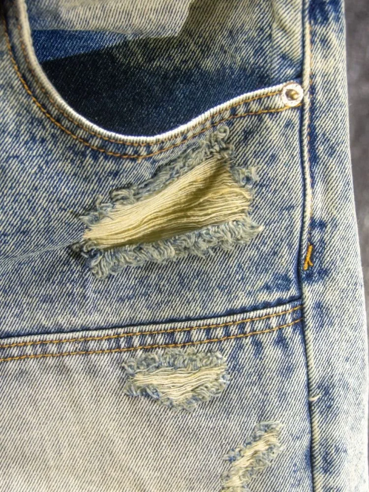 ヴィンテージ穴デニムショーツ男性マルチポケットパッチワークカーゴショートパンツストリートファッショングラデーションジーンズ夏のカジュアルショーツ