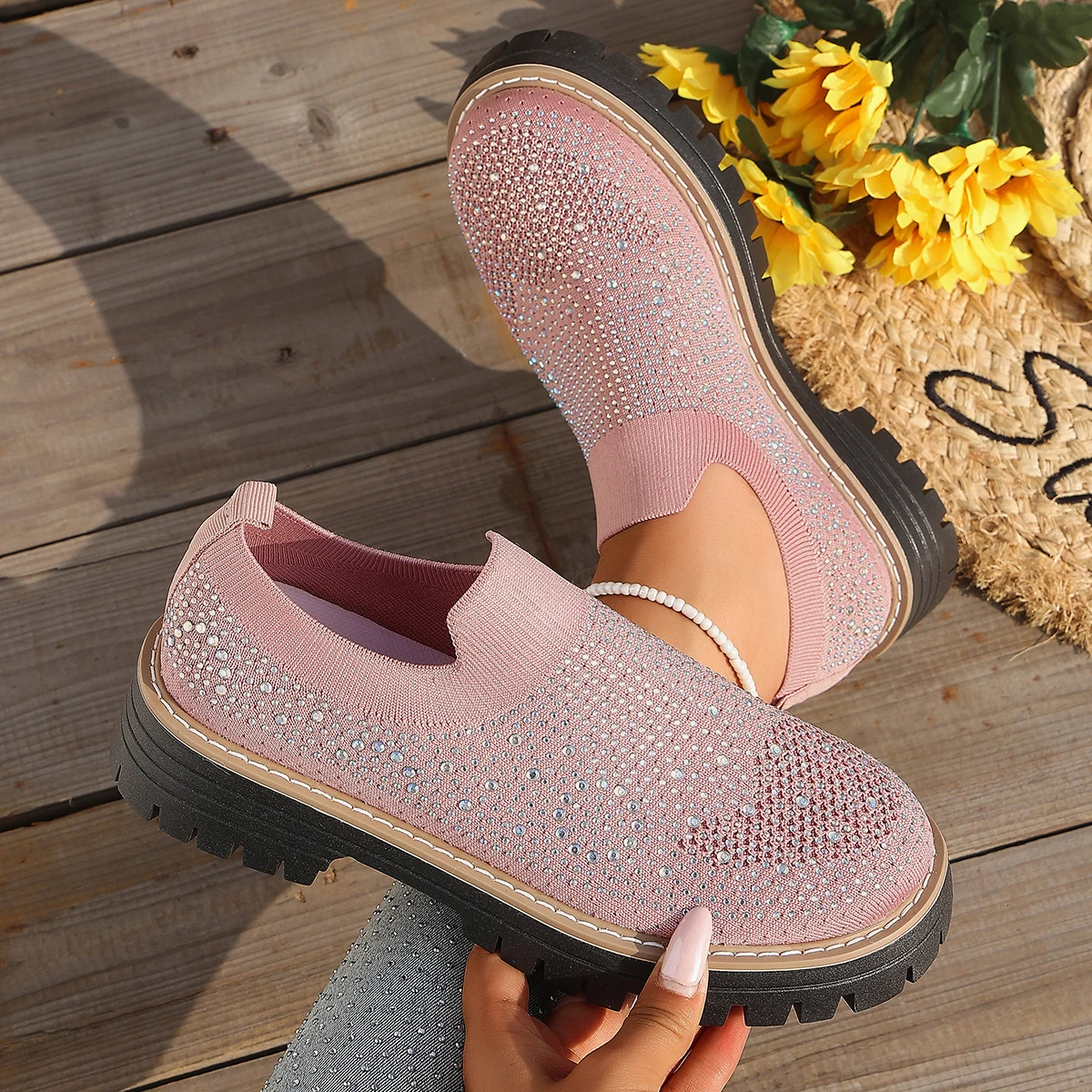 Women Loafers Casual Sport Women Single Shoes Summer Round Head Rhinestone Slip-On Ladies Shoes Mesh Breathable Sneakers Women