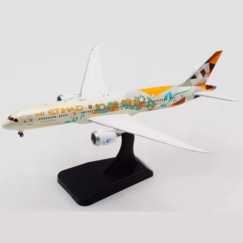 

Etihad Airways B787-9 Civil Aviation Airliner Alloy & Plastic Model 1:400 Scale Diecast Toy Gift Collection Simulation Display