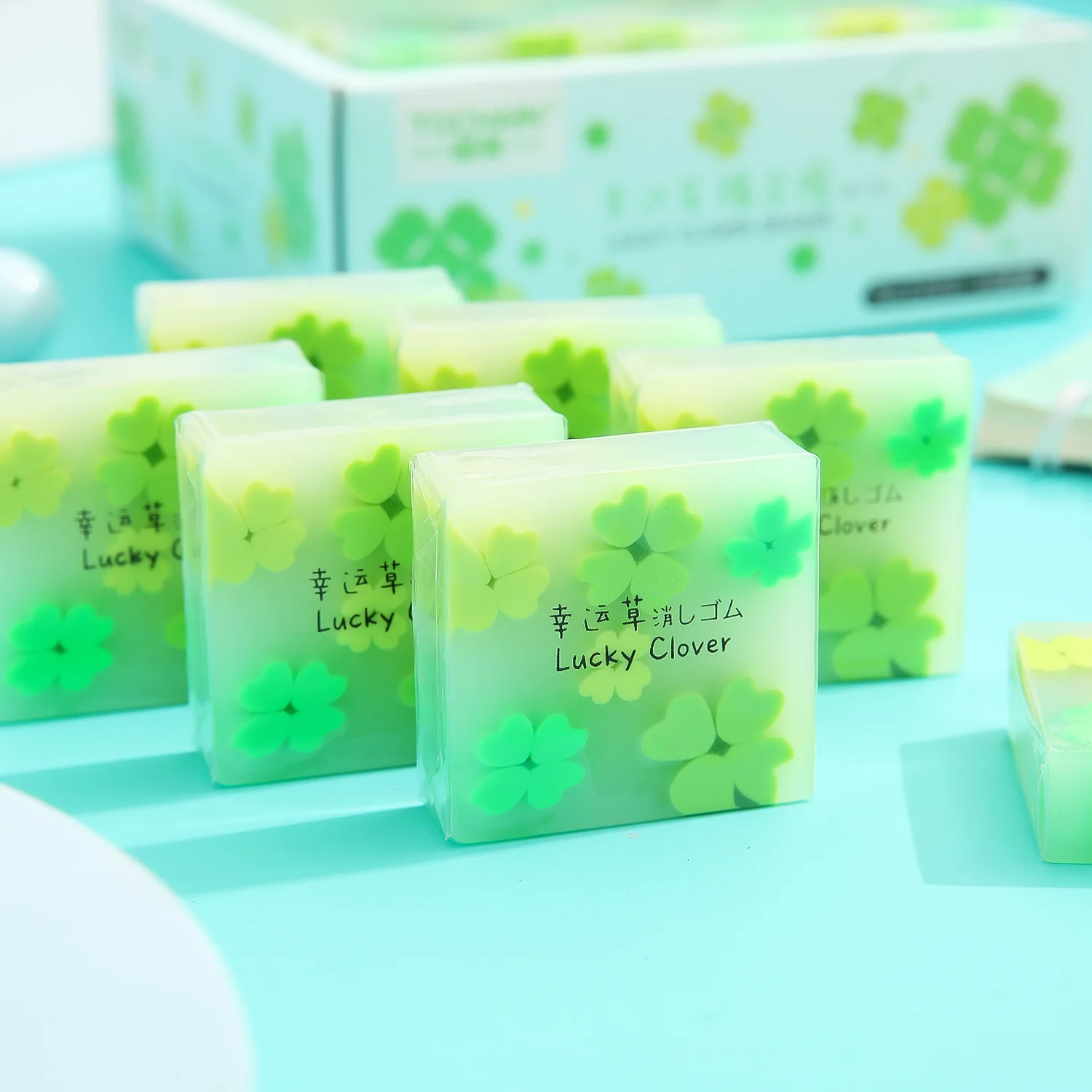 Small fresh green four-leaf clover large sketch eraser high appearance level little crumbs cartoon sandwich eraser for students