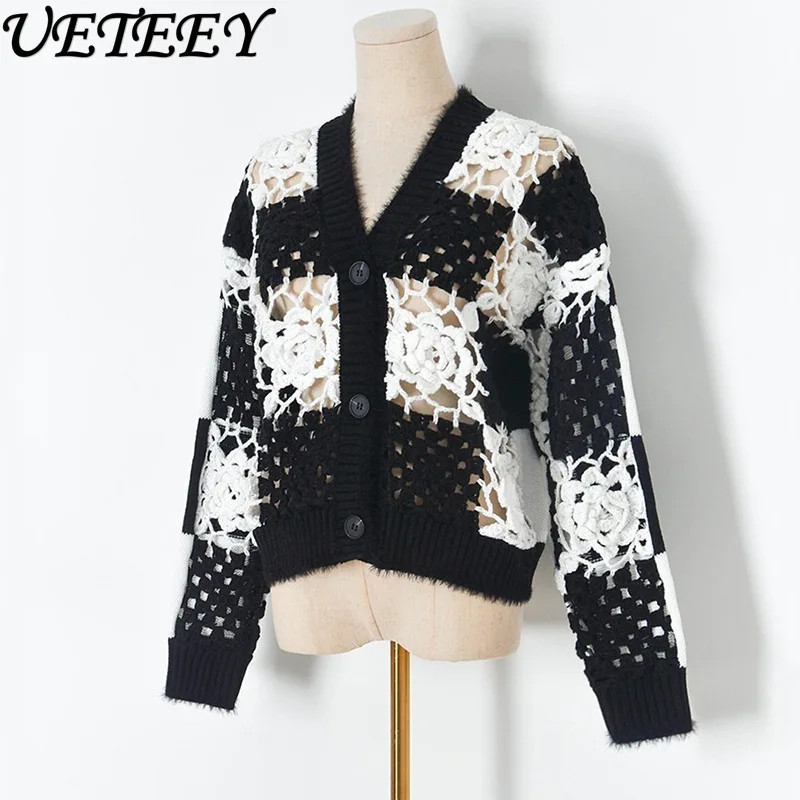 

Autumn New Black White Plaid Contrast Hollow Out Hand Hook Flower Knitted Sweater Cardigan Women Designer Casual Sweater Coat