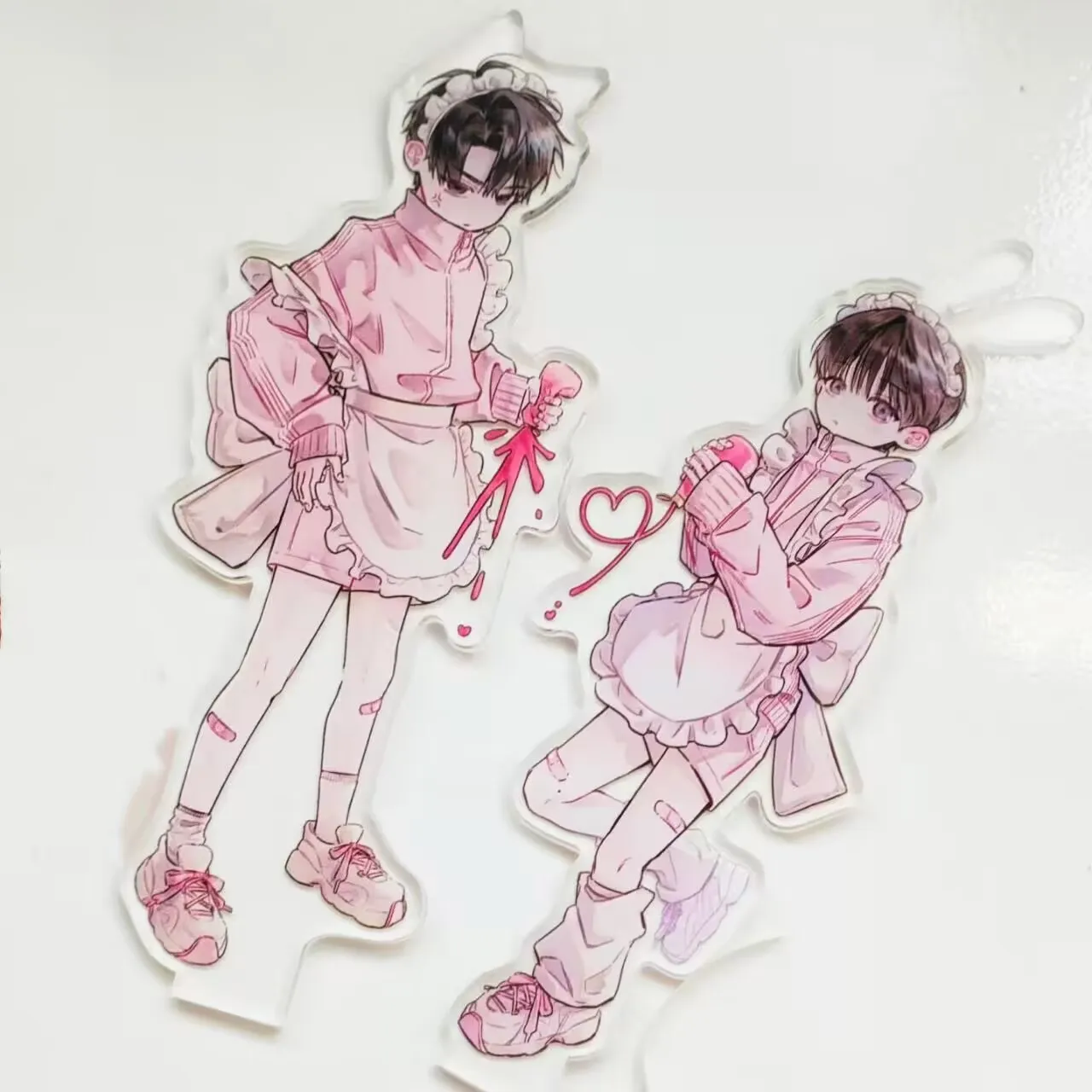 

Из перспективы всезнающего читателя, новые акриловые подставки и украшения для вывесок розовой и девичьей горничной «Джугун».