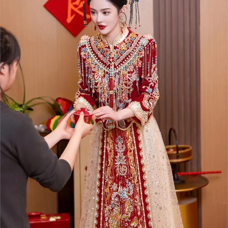 Nieuwe trouwjurk in Chinese stijl, fluwelen bruid, zware industrie en ceremonieel