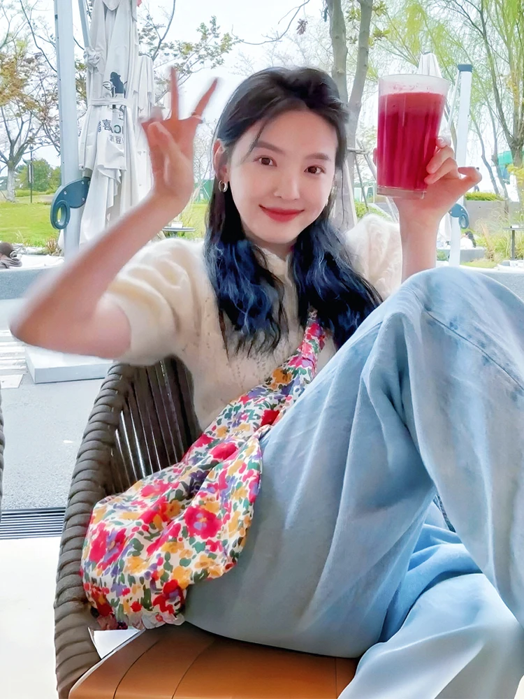 

Холщовая сумка Chang Ru Nan с цветочным принтом, весна 2022, новинка Sle INS, корейская сумка через плечо для ленивых, мягкая большая сумка на молнии