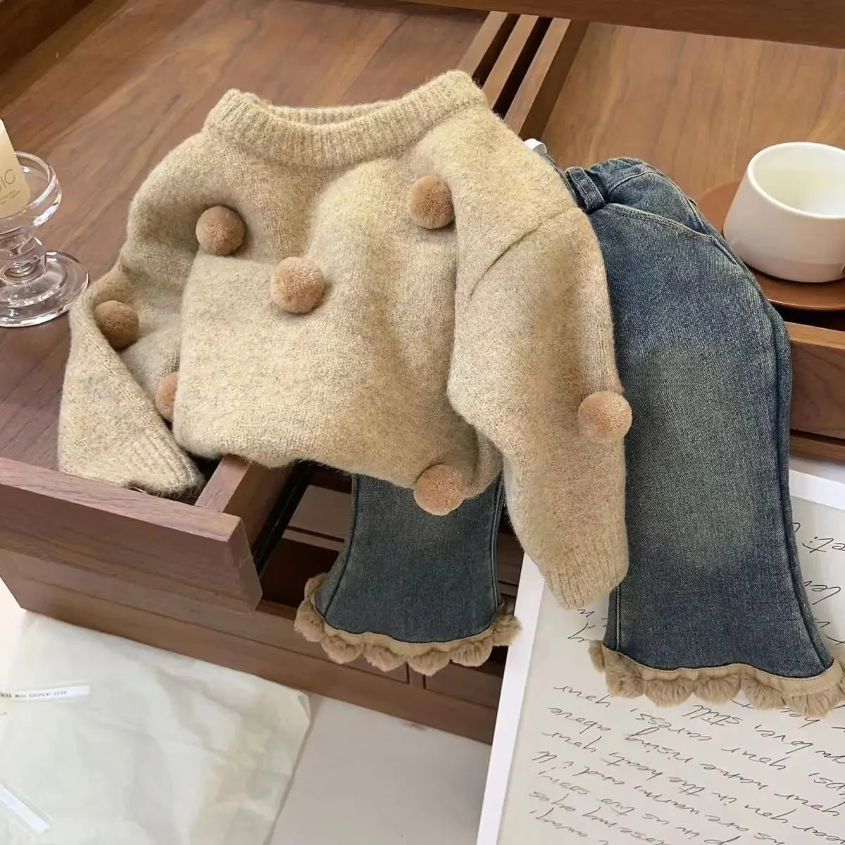 

Children's Knitted Bottom Shirt Thickened For Baby Girls Girls' Sweater 2025 Winter New Fashionable