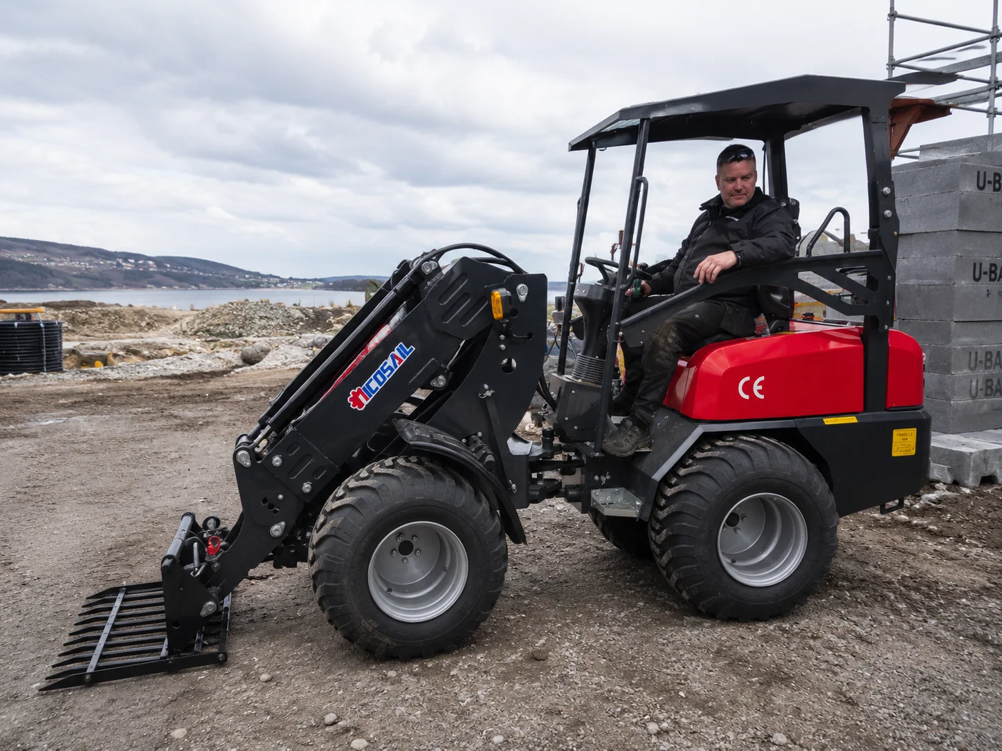 

KZL918 Hydraulic Telescopic Wheel Loader CE Certified Euro 5 Compact Loader Equipment Machine