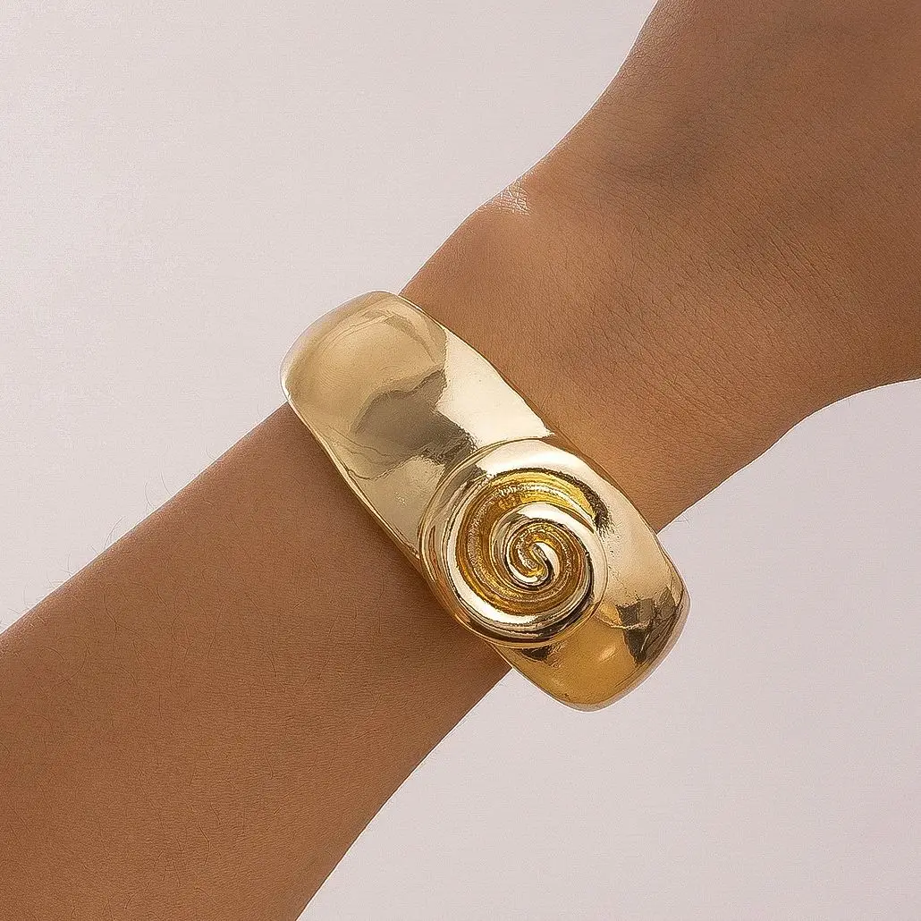 

Lacteo Vintage Gold Color Adjustable Opening Bangle Punk Chunky Thick Wide Face Smooth Women's Bracelet Banquet Jewelry Gift New