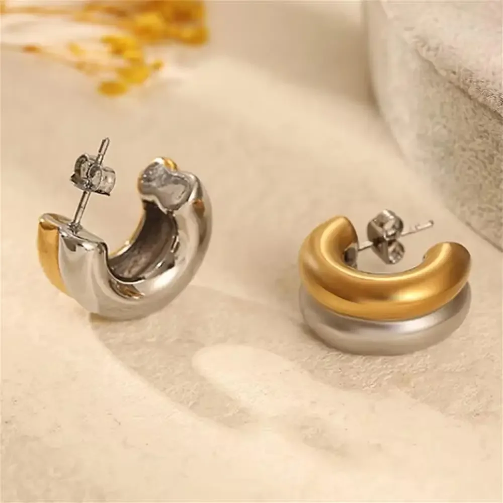 18K Gold Plated Anti Allergic Multilayer Metal CC Colorblocked Huggie Hoop Earrings Polished CZ Flower Small Ear Stud Pendientes