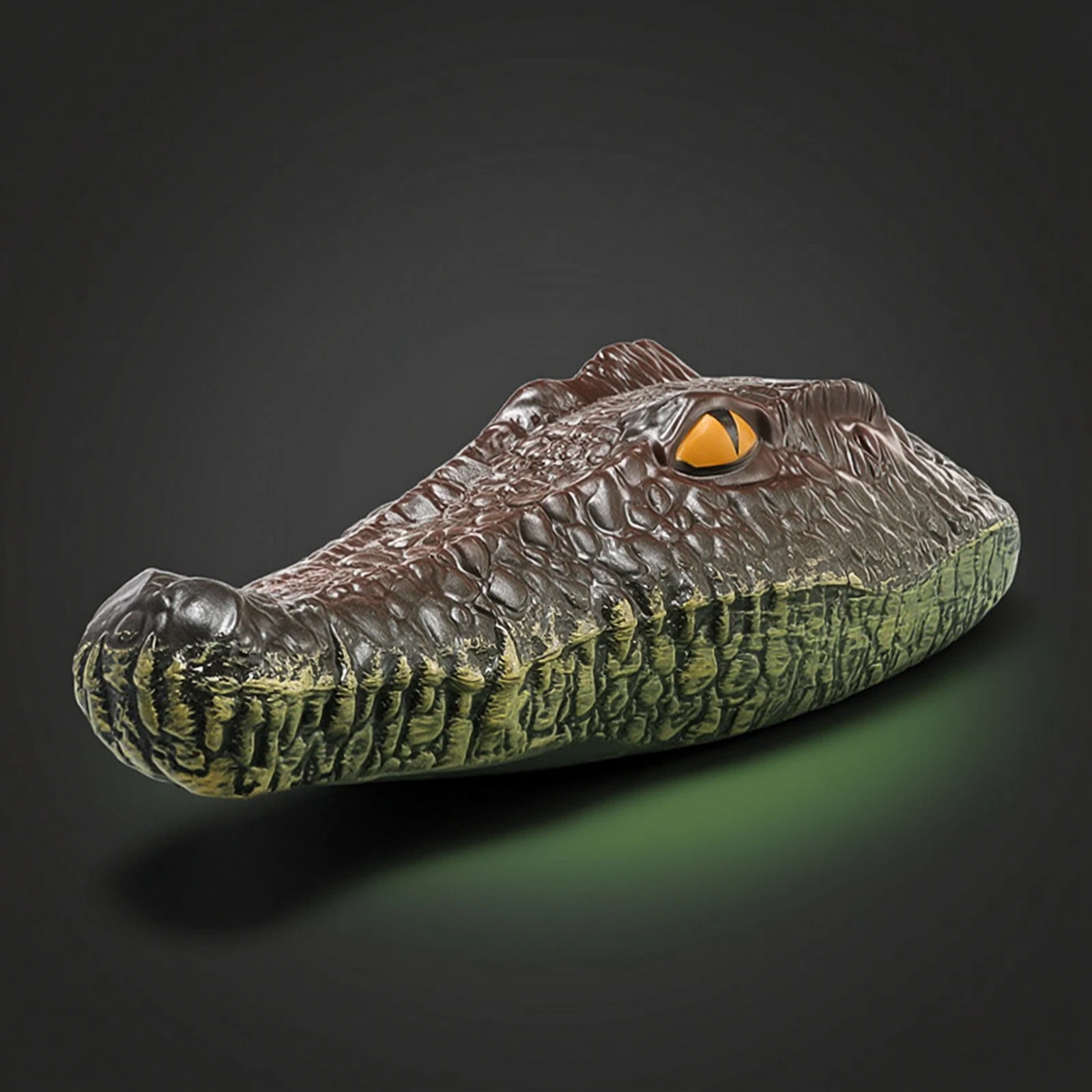 Wireless Control Crocodile Boat Lifelike Alligator Head Boat Water Toy Maneuverable Ready-to-Run for Children, Pool, Pond