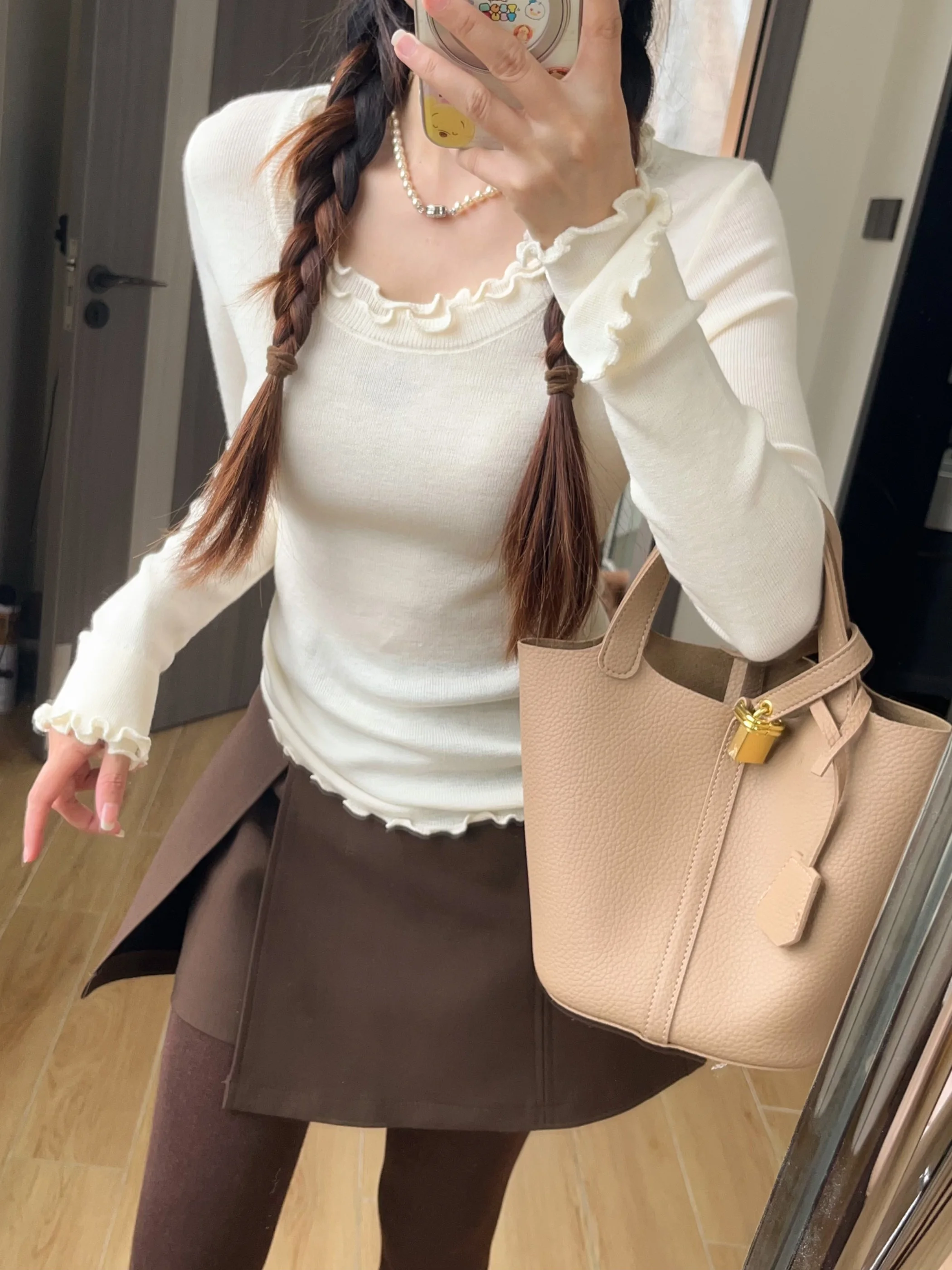 

Slim Fit round Ne Knitted Top with Wood ain Design French Sle Long Sve Women's Base irt Warm Casual Wear