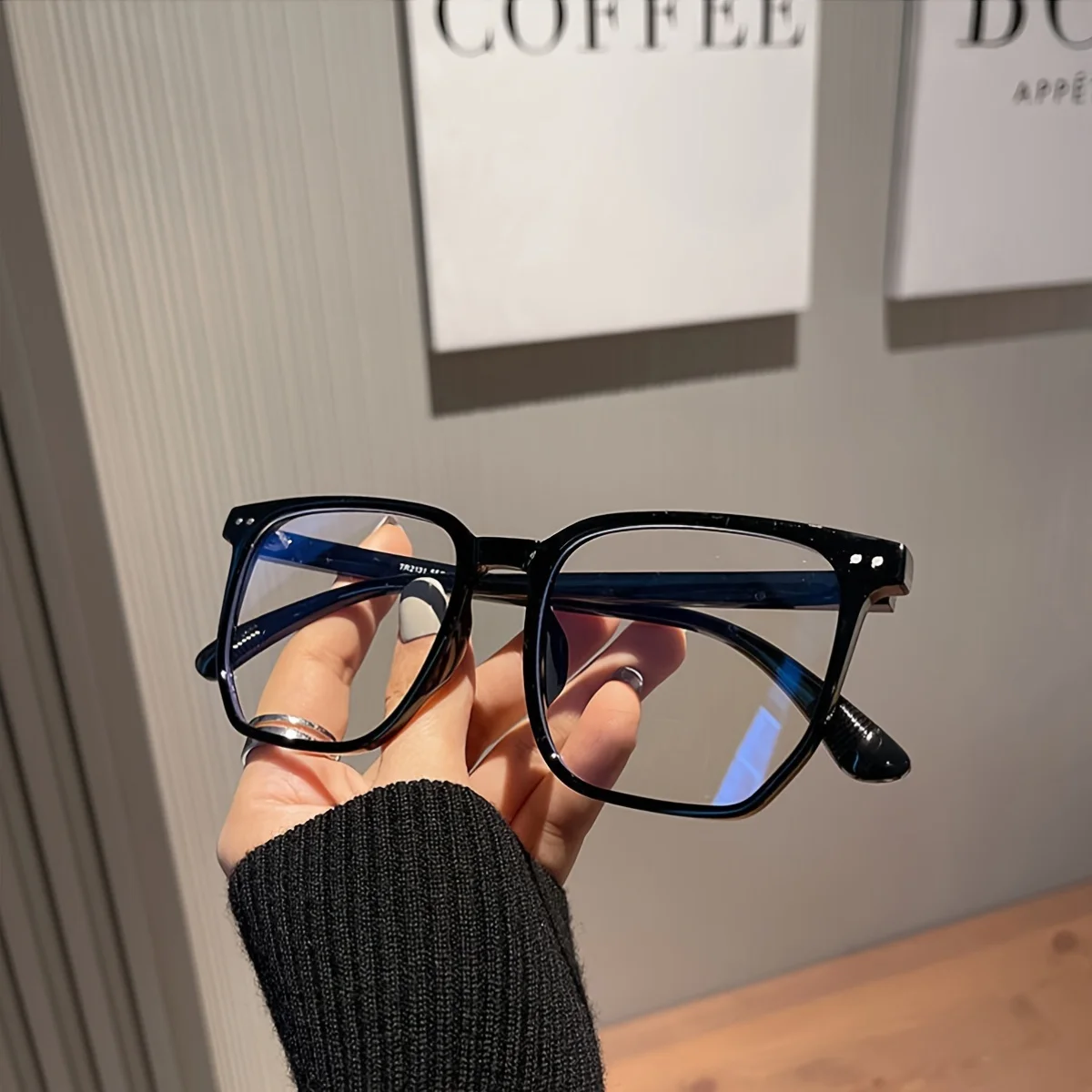 Unisex square flat light, anti-blue glasses, suitable for daily wear, clear lenses, light and comfortable view 6