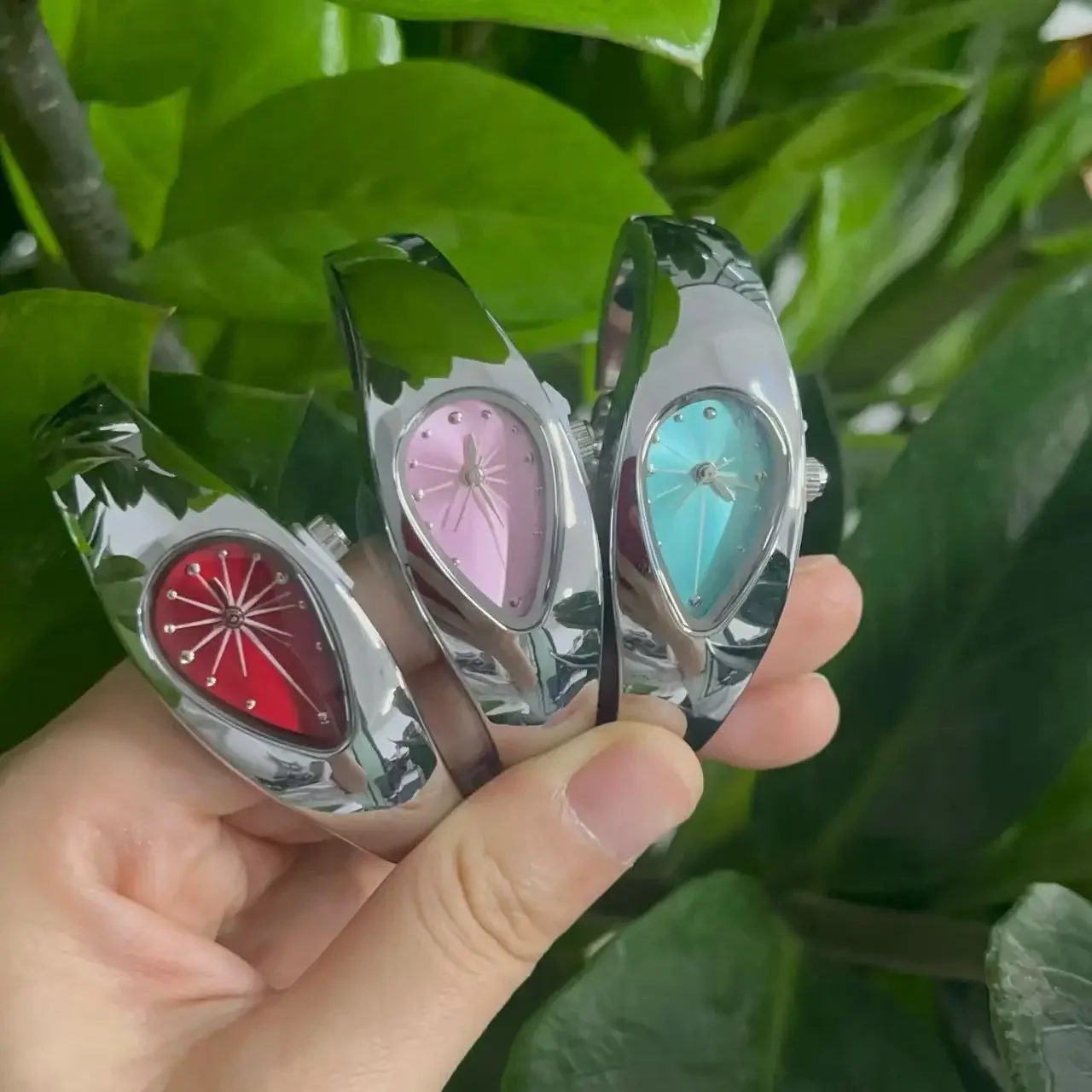 Pulseira exclusiva gota de água relógio de quartzo vintage masculino feminino y2k lâmina especial design de lâmina criativa relógio masculino de aço de alta qualidade