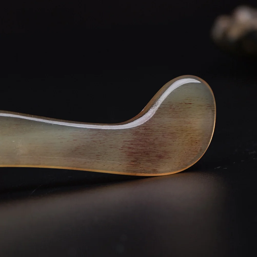 

1Pcs Horn Gua Sha Scraper Facial Massage Board for Muscle Relief and Skin Suppleness Traditional Chinese Therapy Tool Body