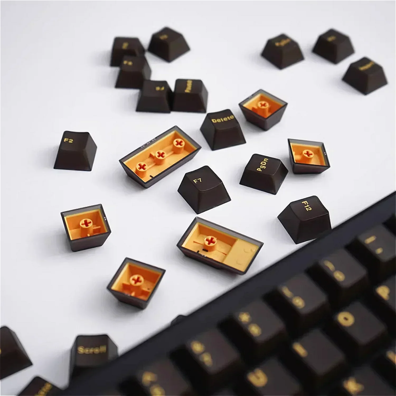 Imagem -05 - Keycaps Semi-transparente Preto Dourado Preto Ciano Cereja 120 Teclas Moldagem de Cores Adequada para Teclados Mecânicos mx Switch