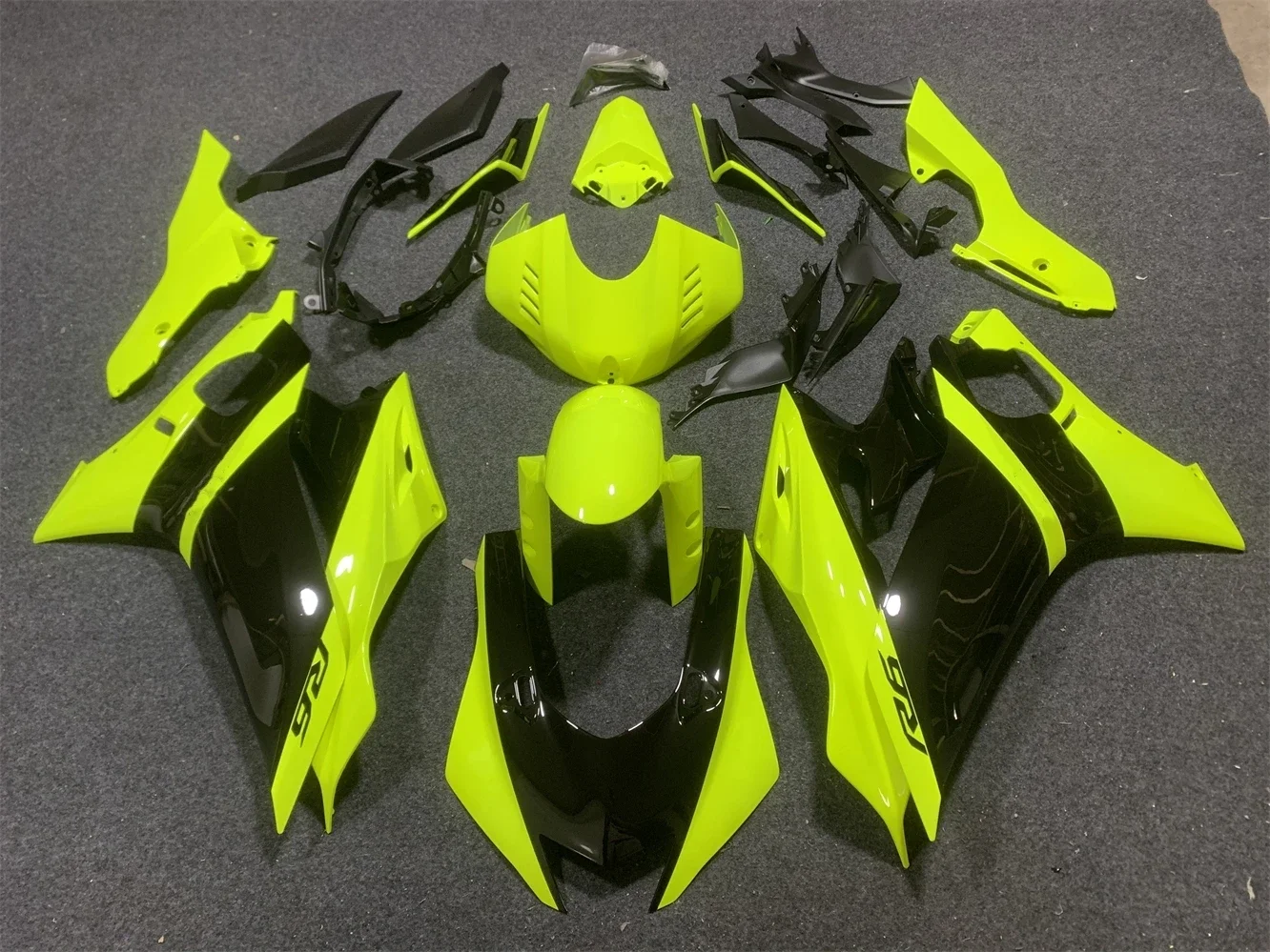 Motorcycle fairing fits YZF-R6 17-22 YZF600 2017 2018 2019 2020 2021 2022 Year fairing Black fluorescent Yellow