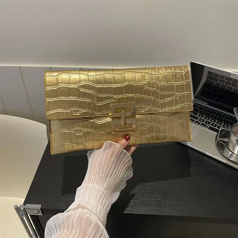

New Women's Evening Shoulder Bag Leather Clutch Purse Wedding Party Prom Wedding Envelope Handbag Silver Crossbody with Chain